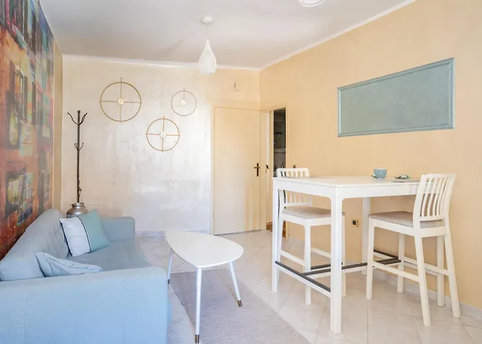 Circolo Διαμέρισμα Ρόβινι