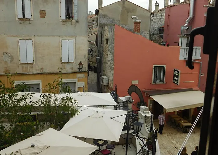 Circolo Ρόβινι