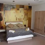 Circolo Apartment *